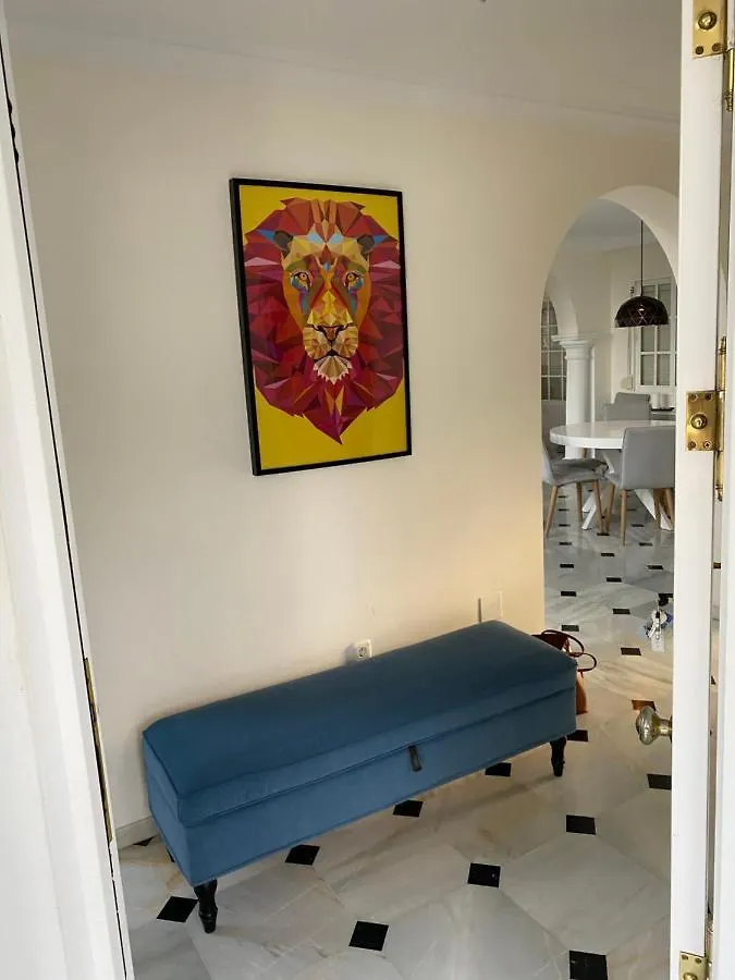Villa With A Big Garden And Heated Pool Málaga Spanien