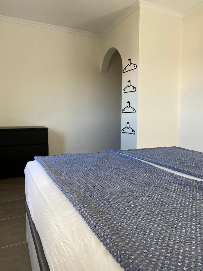 Villa With A Big Garden And Heated Pool Málaga